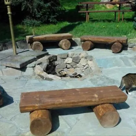 Gutská Bašta Gasthof Trinec
